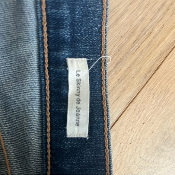 FRAME JEAN SHORTS SIZE 27‎ 💙💙 - Picture 2 of 4